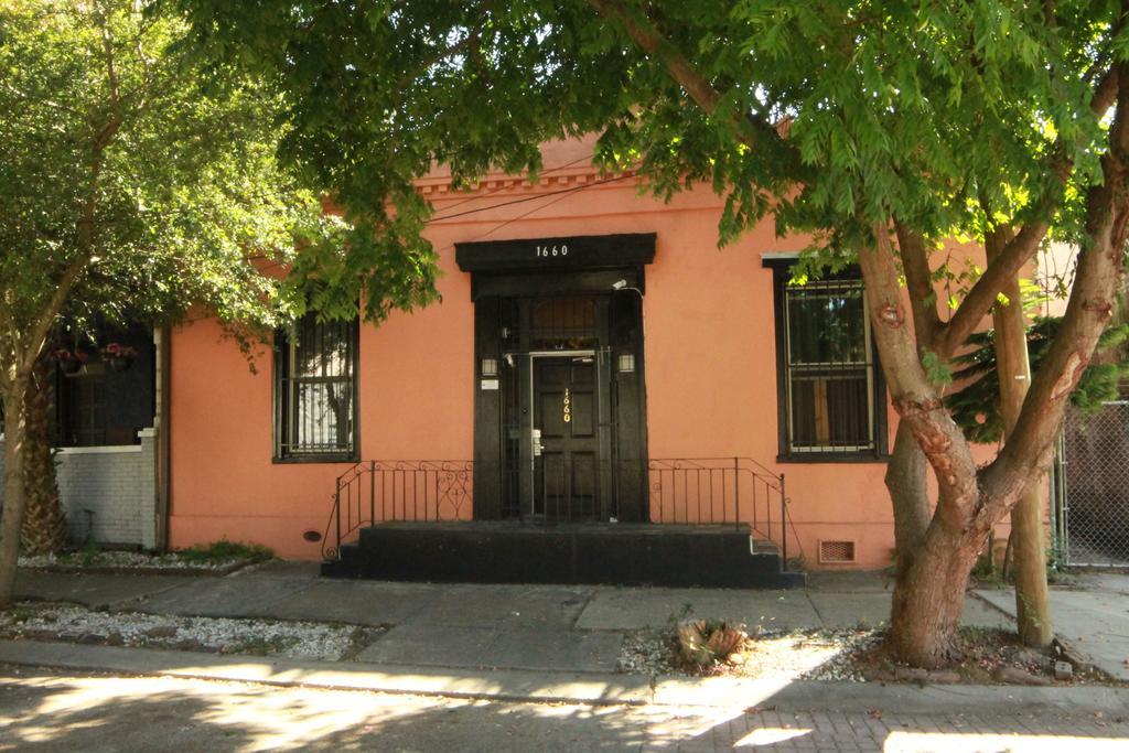 The Garden District House Hostel New Orleans Exterior photo